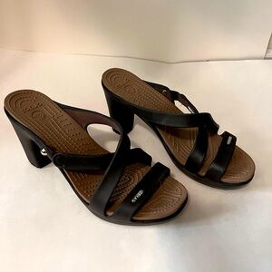 Croc sandals sz 9